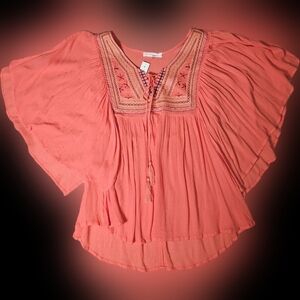 NWT Butterfly Sleeve, Embroidered, Flowy, 100% Rayon, Summer Blouse Top Lg